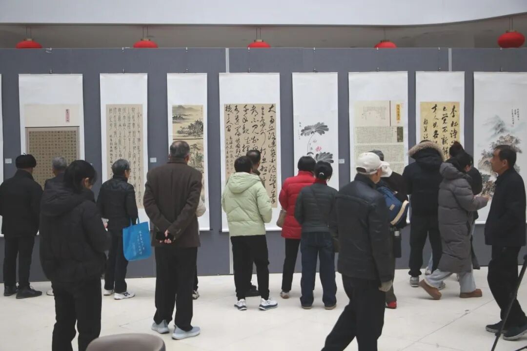 【展讯】“夕阳红·敬百岁”！信丰这场老年书画摄影展温暖开幕